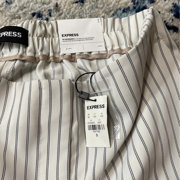 Express Ankle High Rise Pinstripe Trouser - Picture 5 of 6